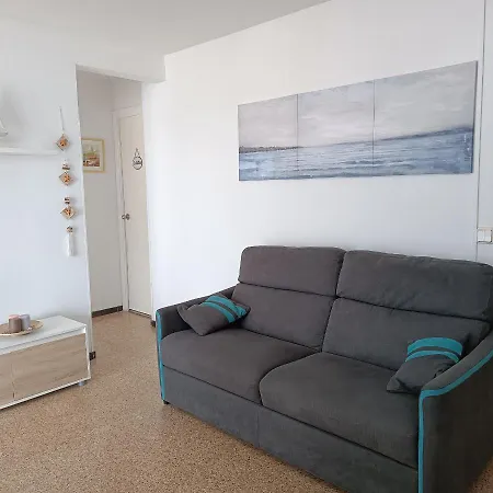 Davant Del Mar Apartment