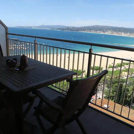 Davant Del Mar Apartment Palamos