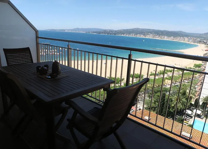 Davant Del Mar Apartment Palamos